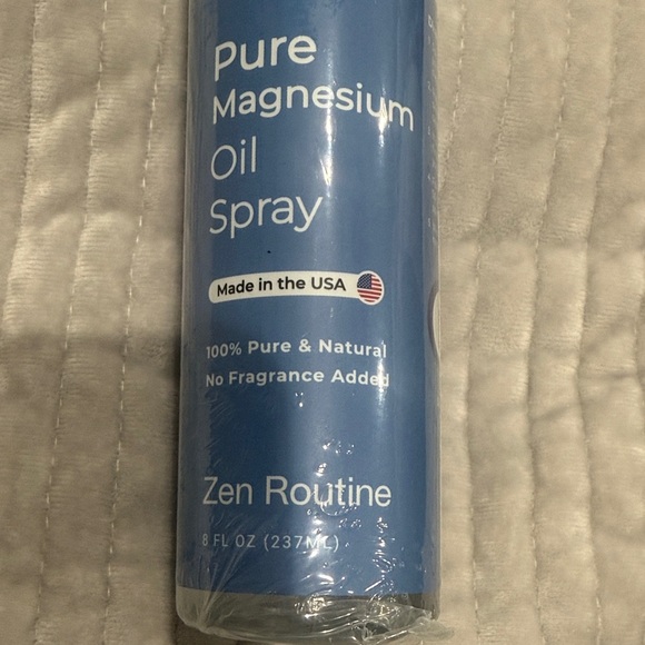 Zen Routine Pure Magnesium Oil Spray - Picture 2 of 6